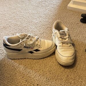 Reebok Women White and Black Sneakers